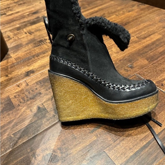 Coach Bootie Black Kisslock Leather Wedge Sheepskin Shearling Boot Size 6 - Picture 5 of 10